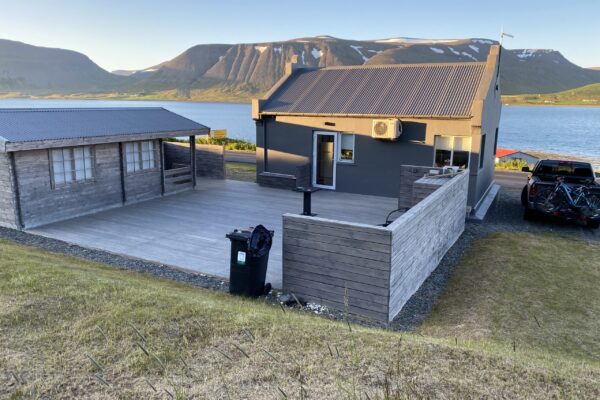 Pallamálun Íslands - Viðhald palla, pallasmíði, bera á palla - 3